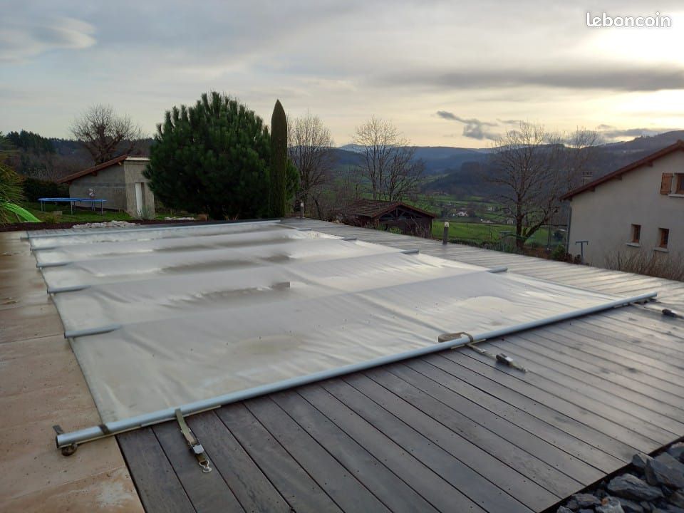 Bâche de Piscine (image 1)