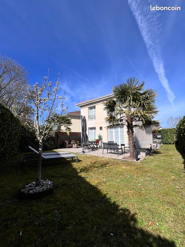 Maison 5 pièces 90 m² · à Montévrain · 90 m² · 499 000 €