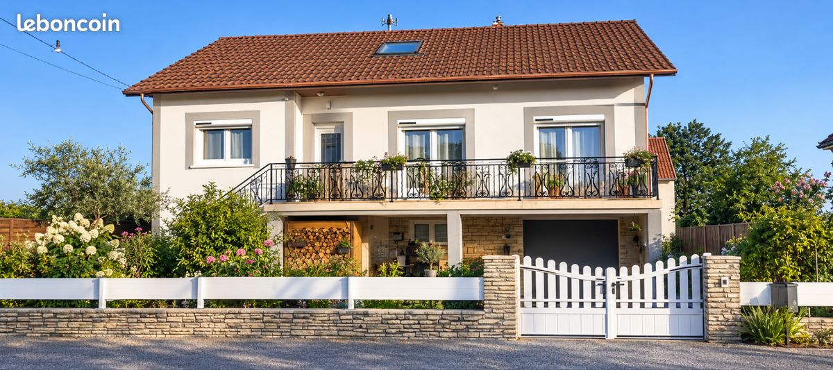 Maison 7 pièces 190 m² · à Moncetz-Longevas · 190 m² · 295 000 €