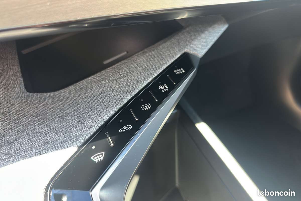 Peugeot 5008 HYBRID 145 E-DCS6 ALLURE PLUS -36% (image 13)