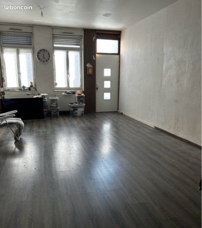 Maison 5 pièces 155 m² · à Croix · 155 m² · 330 000 €