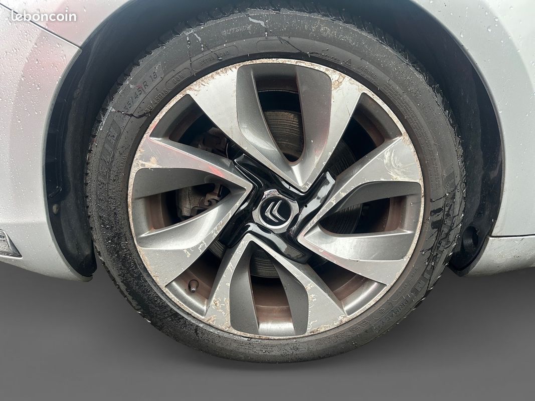 CITROEN DS5 Hybrid4 Sport Chic ETG6 + Distrib NEUVE (image 9)