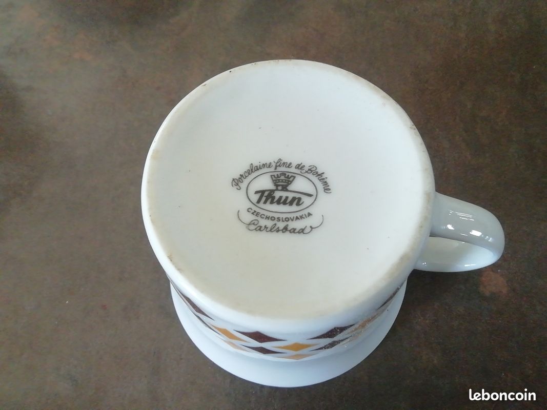 Service à Café En Porcelaine De Bohème - Marque Thun - Occasion