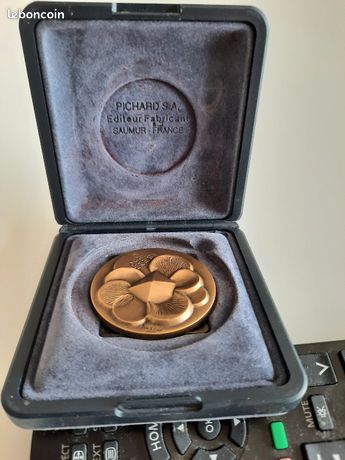 MEDAILLE BRONZE 50ÉME ANNIVERSAIRE DE LA LIBERTE RETROUVEE FNCPG-CATM 1945-1995 EUR 8,00