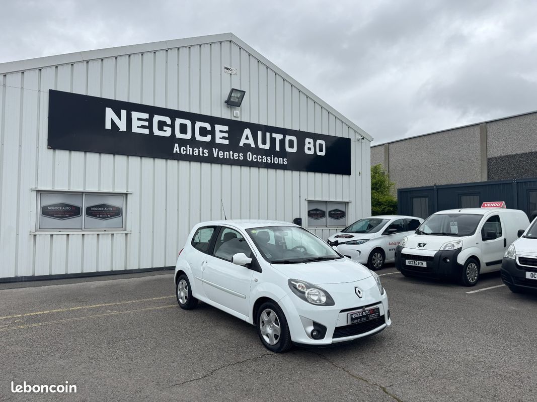 RENAULT TWINGO II Dynamique 1.2i 16v 75 CV 147800 KM 09/2008 BOITE AUTOMATIQUE CLIMATISATION VITRES ÉLECTRIQUES (image 1)