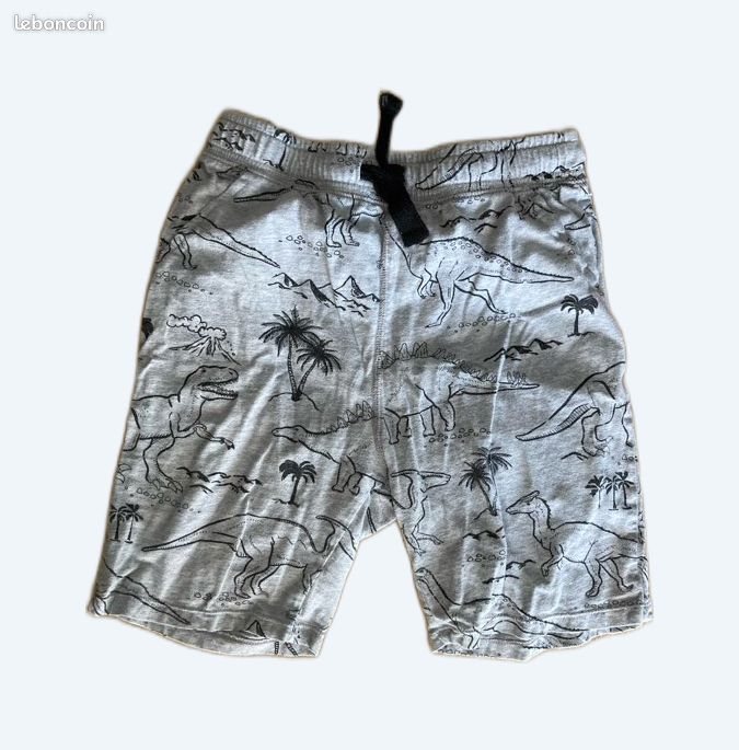 Short 🩳 Bermuda été garçon H&M taille à 10 ans 140 cm