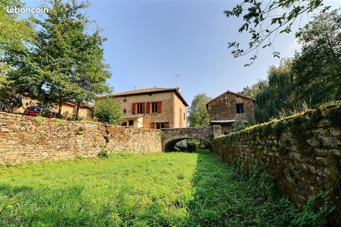 Moulin 12 pièces 396 m²