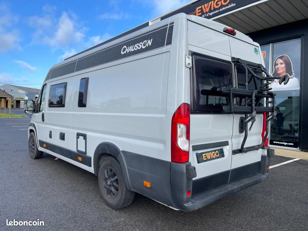 Chausson Van Fourgon Amenage Camping Car Van Away Location Camping