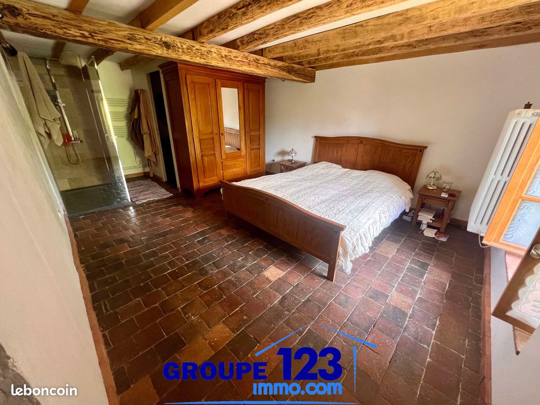 Longère 8 pièces 240 m² (image 7)