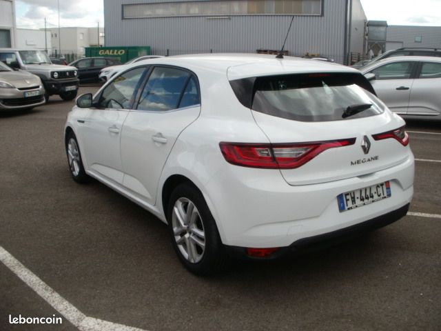 Megane 4 business 1.5 bluedci 115 cv bvm6 (image 2)