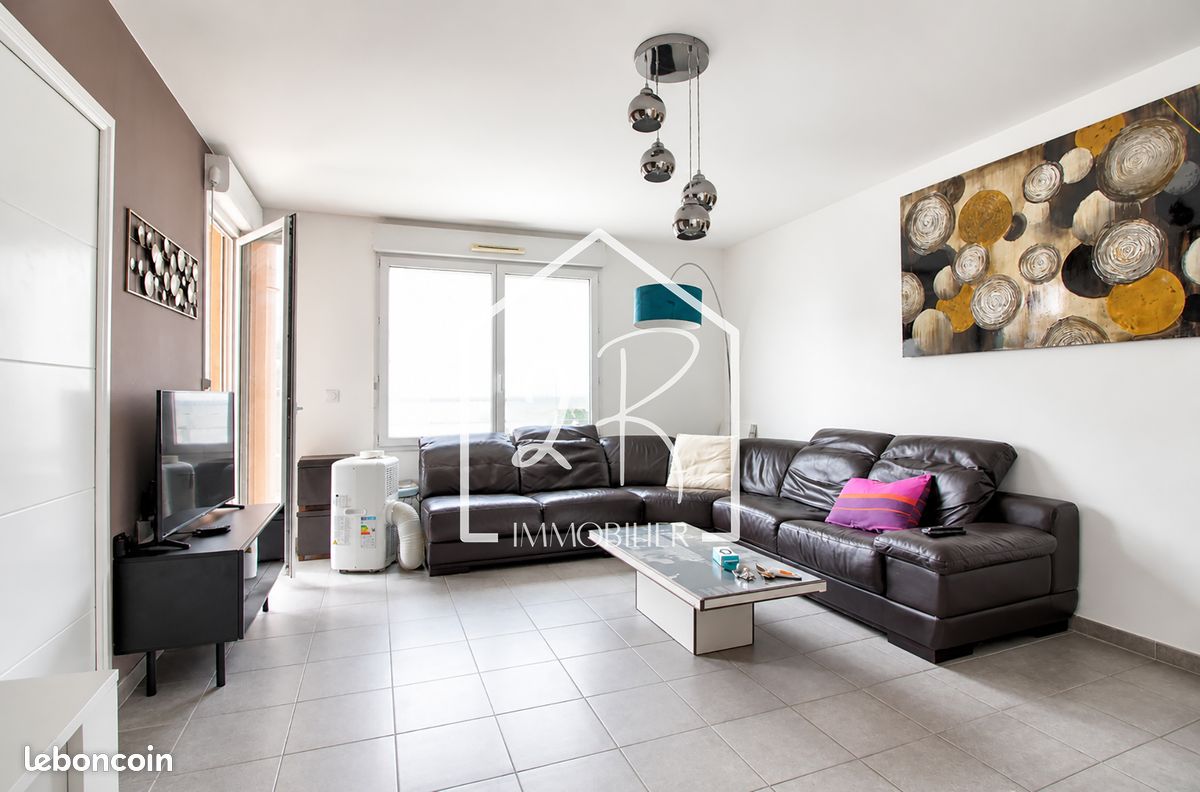 Appartement 4 pièces 80 m² · à Vénissieux · 80 m² · 229 000 €