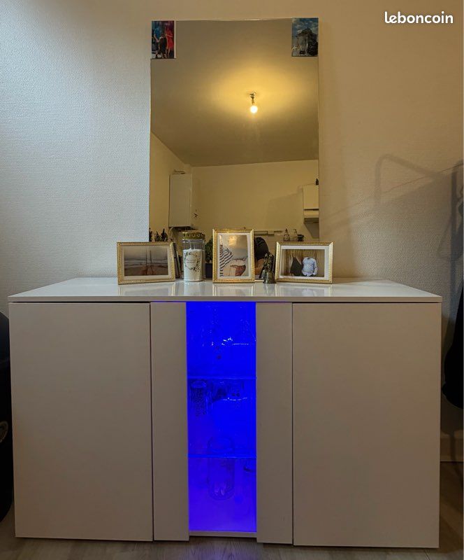 Buffet / vaisselier lumineux (image 2)