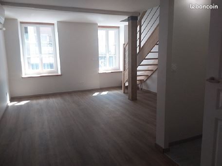 Appartement 3 pièces 52 m² · à Roanne · 52 m² · 825 €