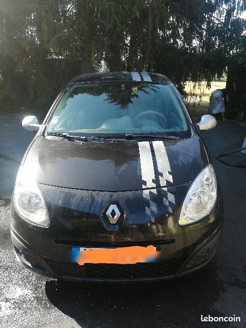 Twingo Trend Sport Diesel (image 1)