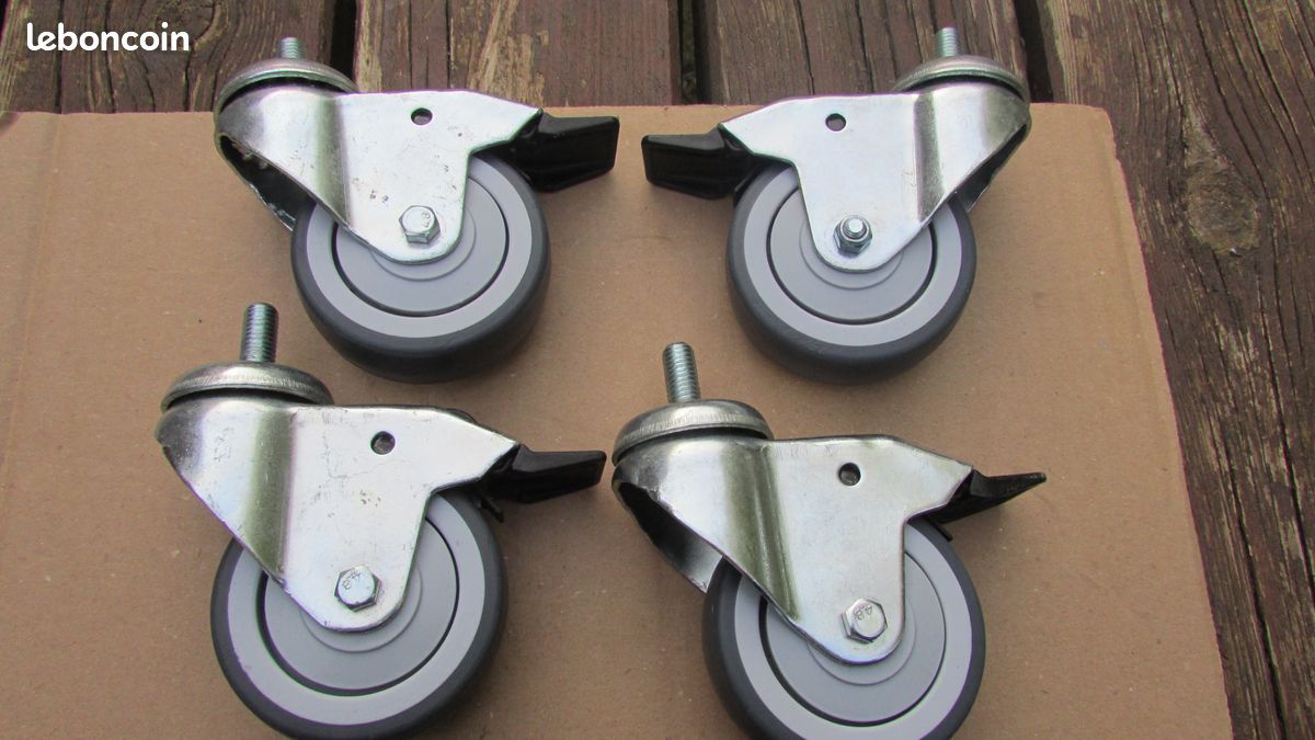 Roue noir en diamètre 7,5cm pivotantes avec frein pour une charge maxi de 100kg par roulette . Pour la fixation vous mettre la longueur de votre choix (image 1)