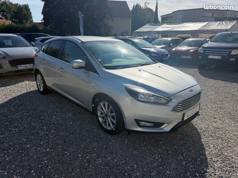 Ford FOCUS TITANIUM 1.0 125ch GPS/LED/RADAR AR/JA (image 3)