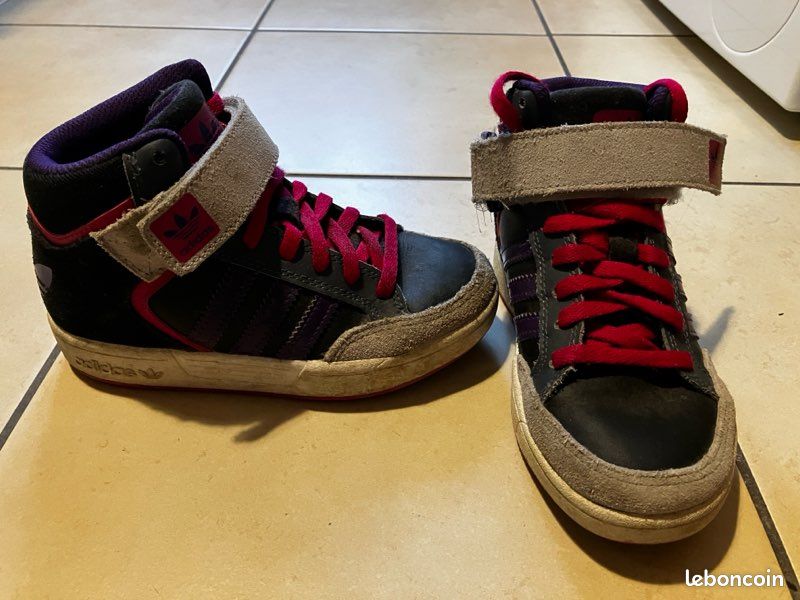Chaussures Adidas taille 30 (image 1)