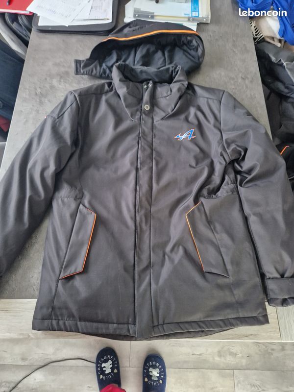 A vendre manteau alpine (image 1)