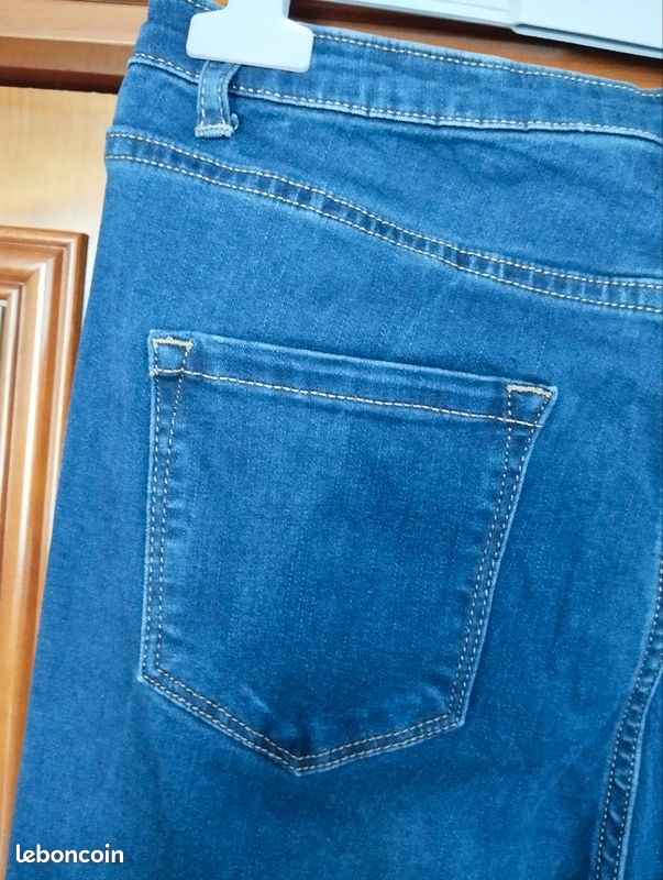 Jeans taille 44 (image 11)