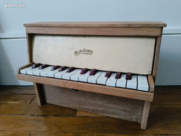 Piano Michelsonne Paris Modele 25 Bois Verni Hêtre Avec Sa Boite D Origine