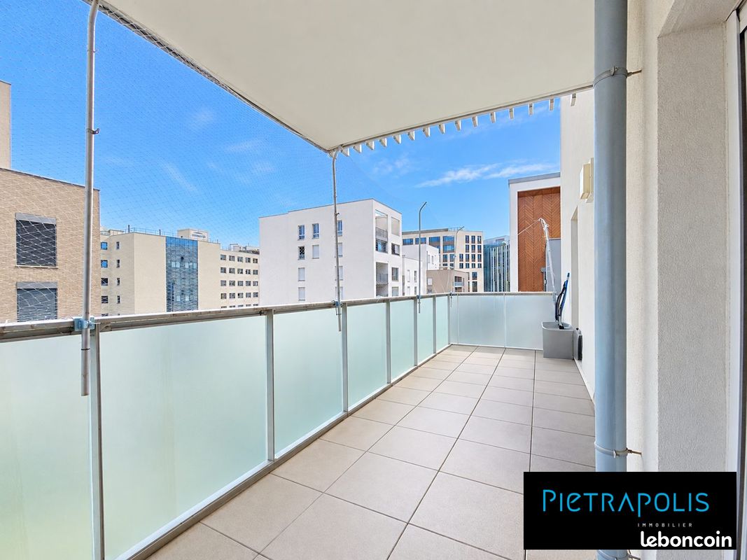 Appartement 3 pièces 64 m² · à Vaulx-en-Velin · 64 m² · 249 000 €