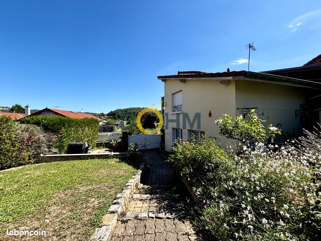 Maison 4 pièces 82 m² · à Fraisses · 82 m² · 209 000 €