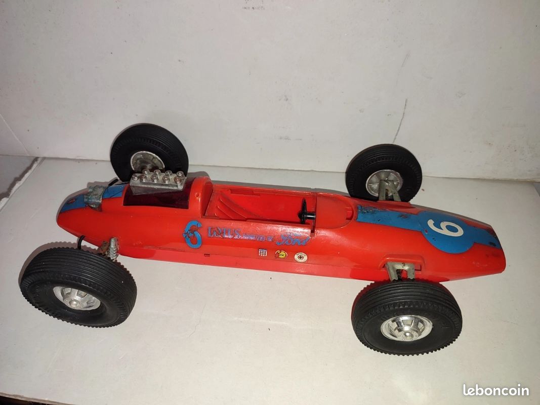Voiture gama - f1 ford lotus n° 6 rouge - 1/12 - (image 1)