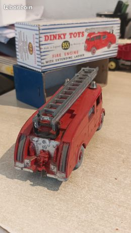 MINIATURES POMPIERS CAMION Pompier Fire Engine Airport Dinkys Toys EUR