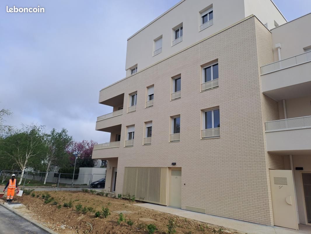 Appartement 3 pièces 68 m² · à Les Clayes-sous-Bois · 68 m² · 1 199 €