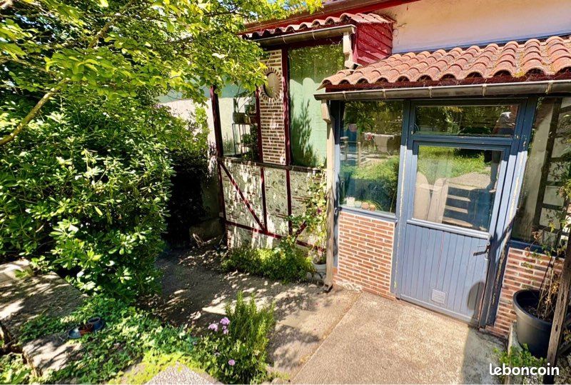 Maison 5 pièces 105 m² · à Montrem · 105 m² · 130 000 €