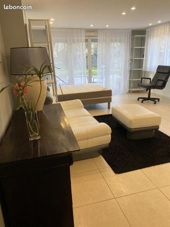 Studio 1 pièce 37 m²