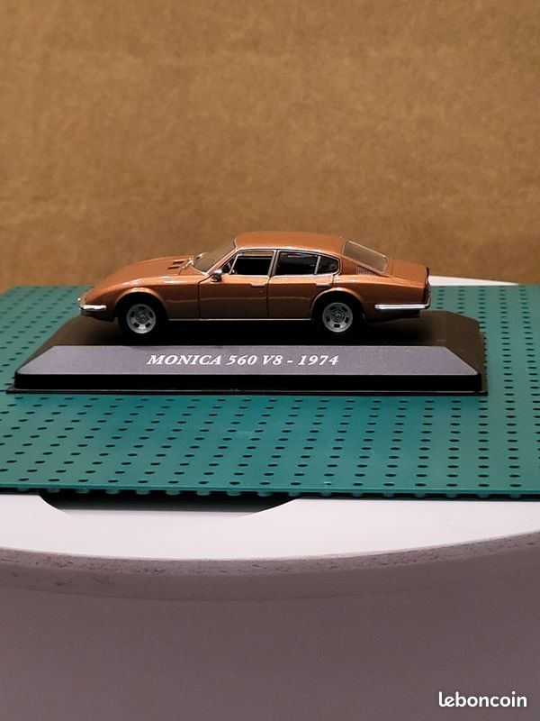 miniature 1/43 Monica 560 V8. 1974