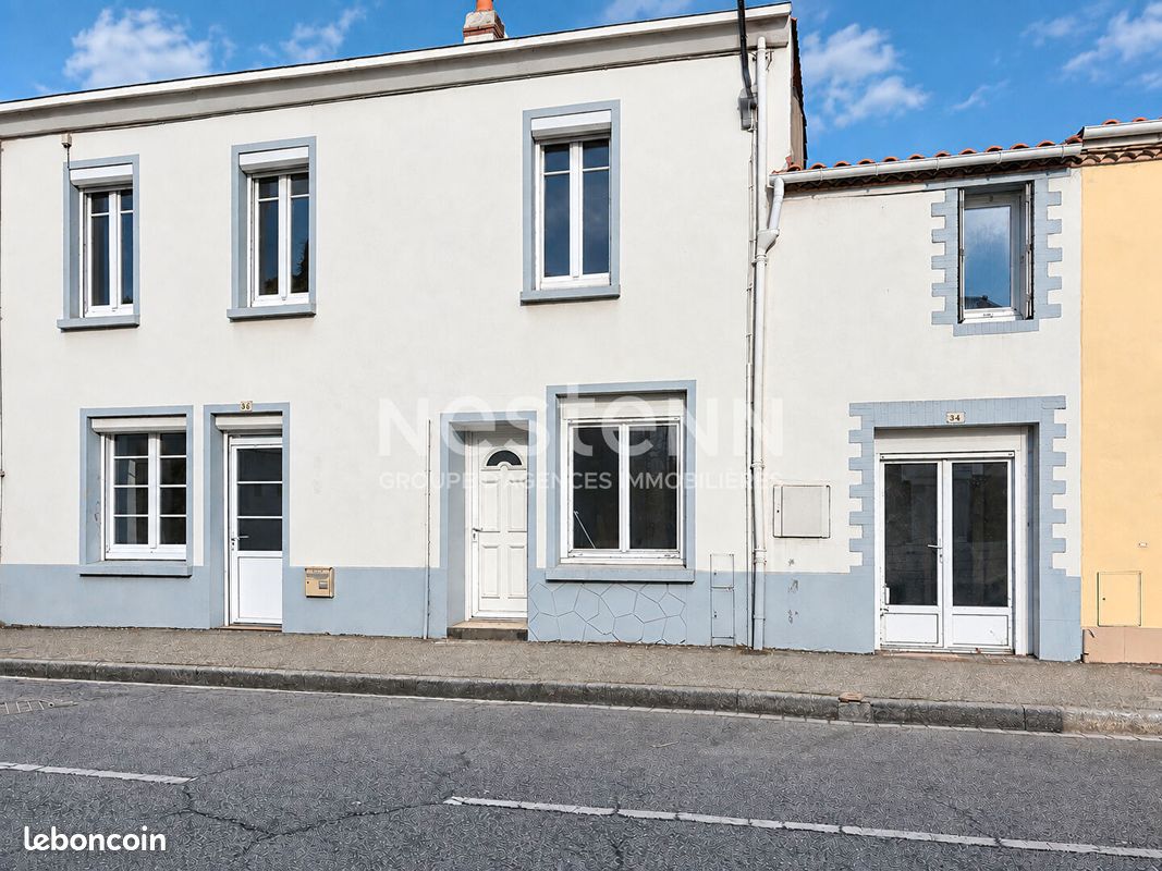 Maison 5 pièces 144 m² · à La Chevrolière · 144 m² · 260 800 €