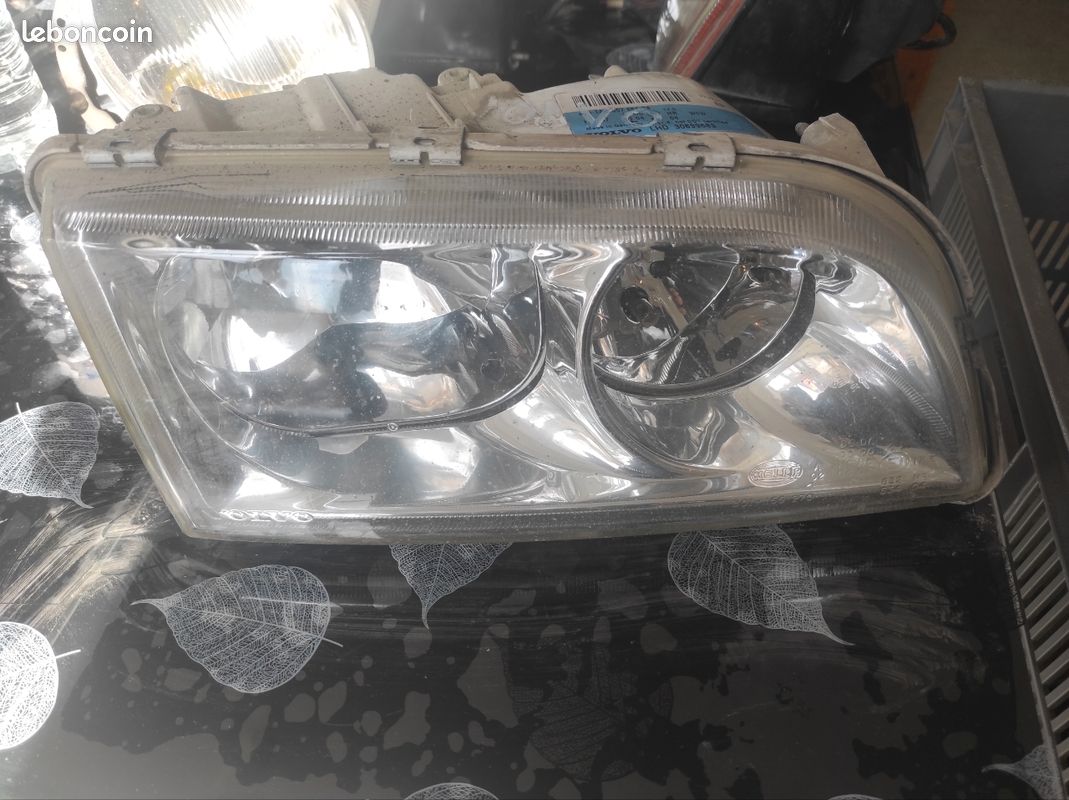 Phares VOLVO S40 LED et Xenon à un prix avantageux de qualité d'origine Phares VOLVO S40 LED et Xenon à un prix avantageux de qualité d'origine