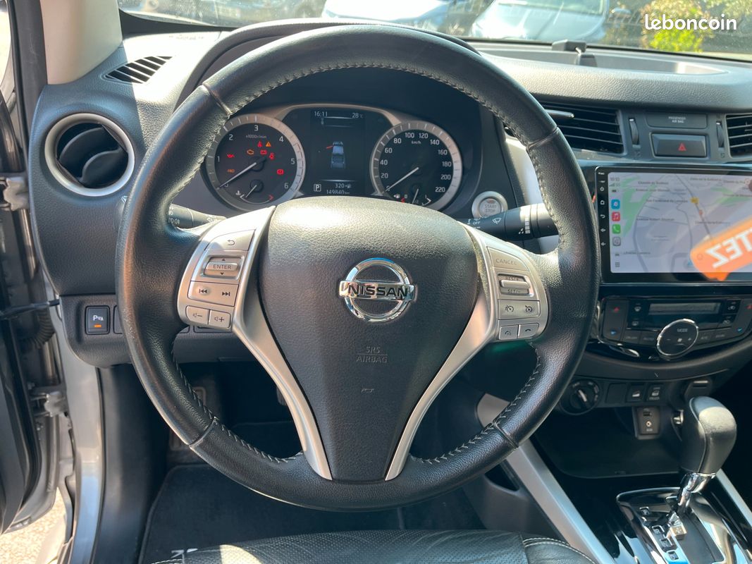 Nissan np300 navara premium edition 190ch double cab 2.3 dci 4wd bva - toit ouvrant - camera 360 - carplay (image 4)