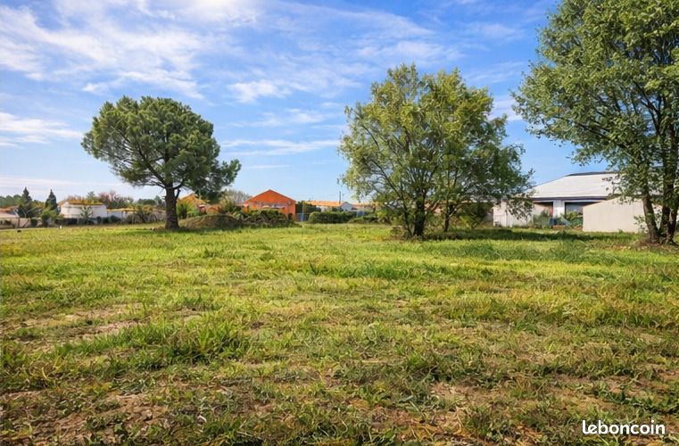 Terrain 320 m² La Tremblade · 87 000 €