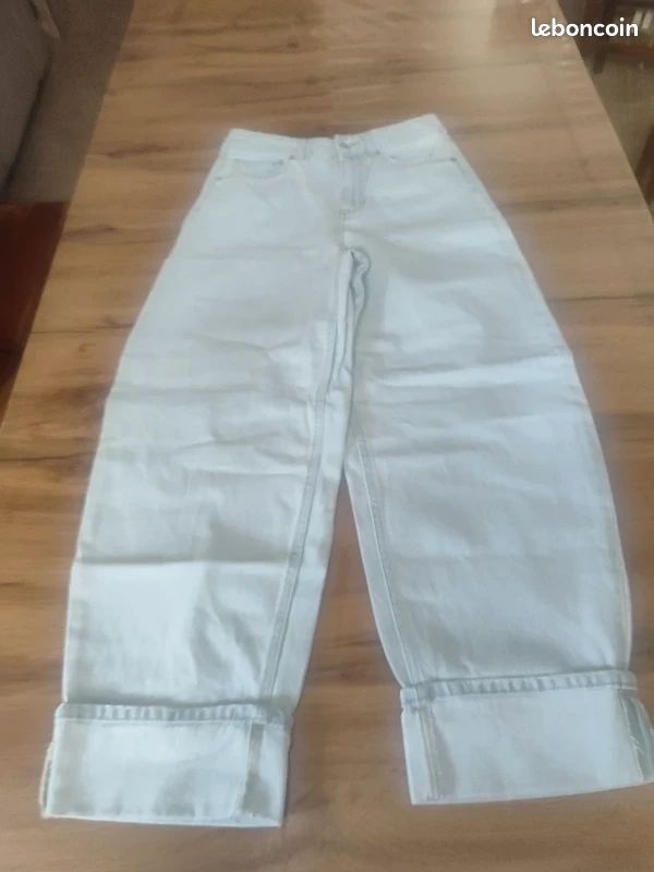 Jeans taille haute Vero Moda – S – Bleu clair – État Très bon