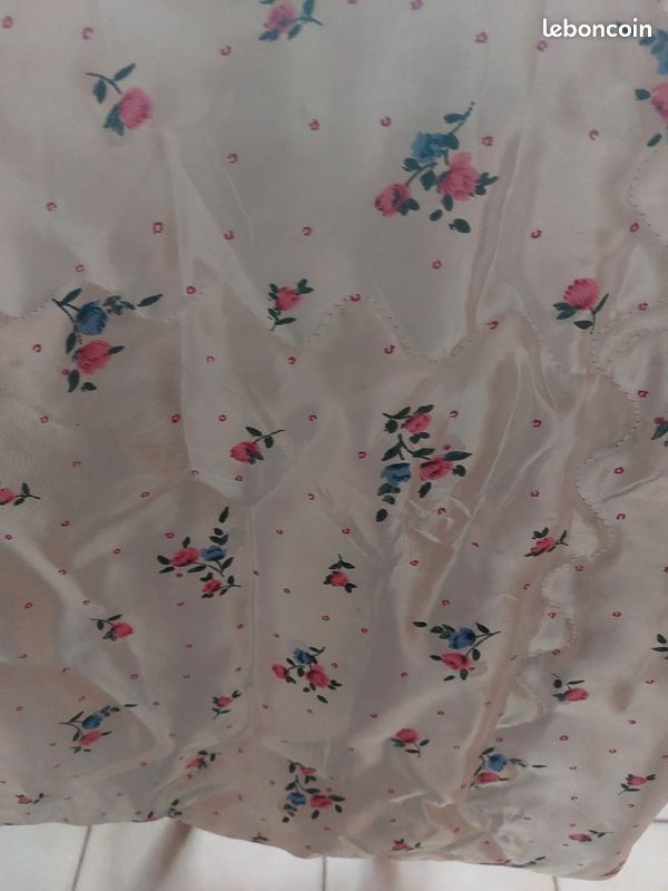 Couvre lit neuf 1m4ox1m (image 1)