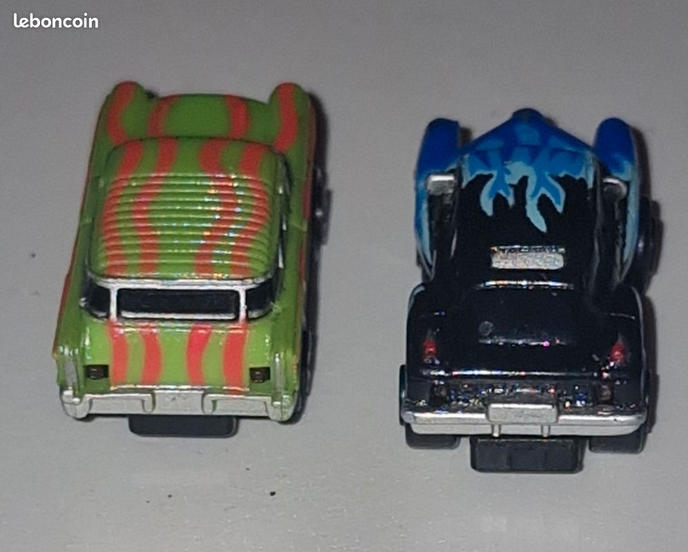 MicroMachines - Galoob - 1989 Set #4 Sons & Lumières (Ambulance & Bâtiment d'urgence MicroMachines - Galoob - 1989 Set #4 Sons & Lumières (Ambulance & Bâtiment d'urgence