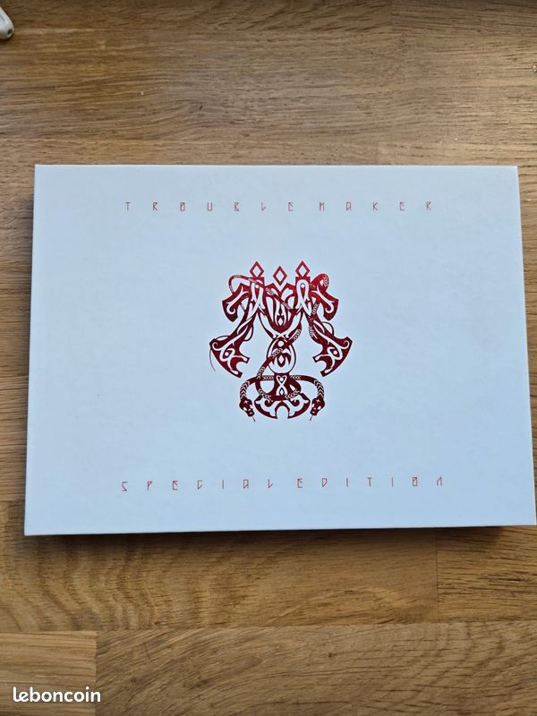 CD Kpop Troublemaker Chemistry Special Edition (image 1)