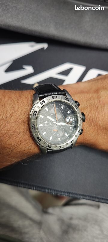 Montre Lotus Chronograph 15682 – acier & cuir noir (image 8)