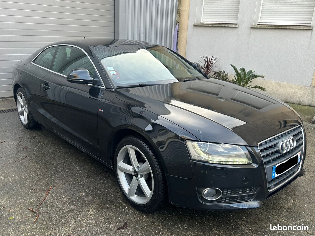 AUDI A5 Coupe S-LINE EXCELLENT état (image 1)