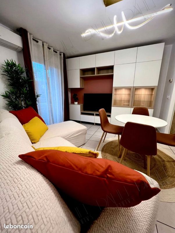 Appartement 2 pièces 32 m² · à Saint-Julien-en-Genevois · 32 m² · 1 299 €/mois
