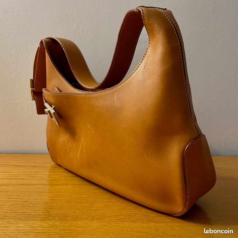 Rarissime Sac Hobo Salvatore Ferragamo Vintage 90s - Cuir Camel Tan & Fermoir Gancini Structuré (image 5)