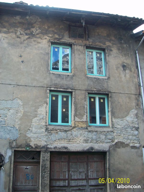 Maison 4 pièces 120 m² · à Argis · 120 m² · 75 000 €