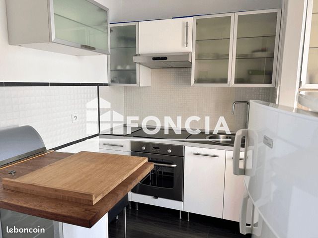 Appartement 2 pièces 42 m² · à Sanary-sur-Mer · 42 m² · 840 €/mois