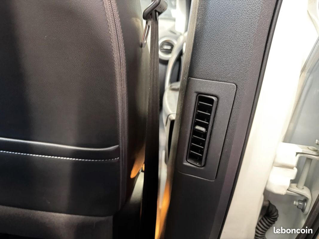 Renault KOLEOS Initiale LIMITED + ATTELAGE (image 30)