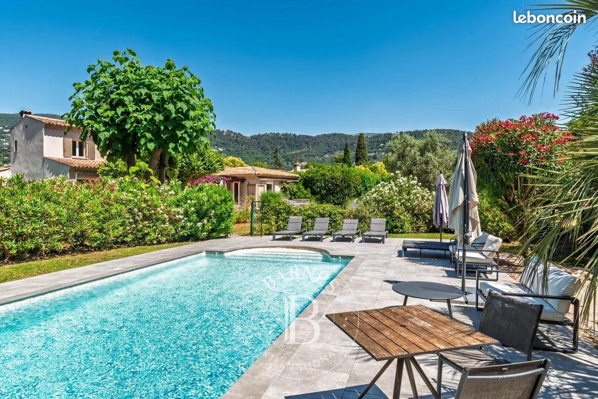 Maison 8 pièces 245 m² · à Peymeinade · 245 m² · 1 395 000 €