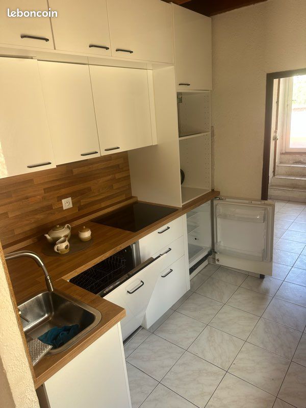 Maison 5 pièces 90 m² · à Bastelica · 90 m² · 700 €/mois