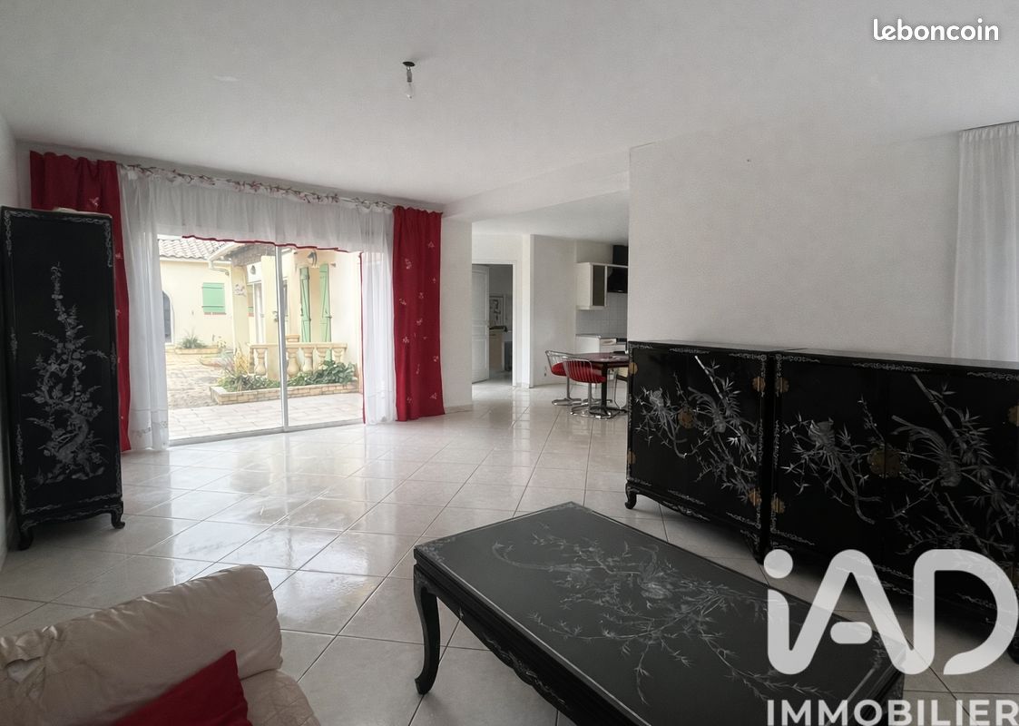 Propriété 11 pièces 254 m² (image 16)